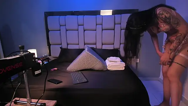 Belanny online show from 05-21-26, 04:21