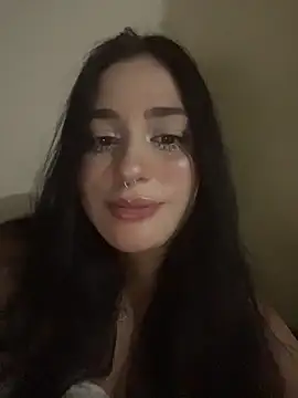 Snapshot of pudizinhaa_ chatting on 03-26-26, 05:17 pudizinhaa online show from 03-26-26, 05:17
