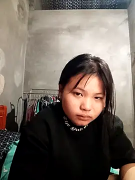 Snapshot of kat2026 chatting on 12-19-25, 05:32 kat2026 online show from 12-19-25, 05:32