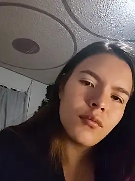 Snapshot of Krolaykate chatting on 12-16-25, 10:08 Krolaykate online show from 12-16-25, 10:08