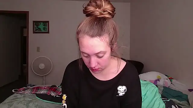 dixielover1229 online show from 12-22-25, 03:23