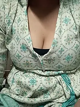 teena-11 online show from 01-15-26, 05:55