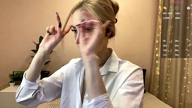 Snapshot of sun_under_skyy chatting on 01-14-26, 09:24 sun under skyy online show from 01-14-26, 09:24