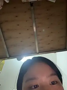 Kawaii-P online show from 12-17-25, 12:21