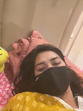 Cutie Seema online show from 04-30-26, 04:58