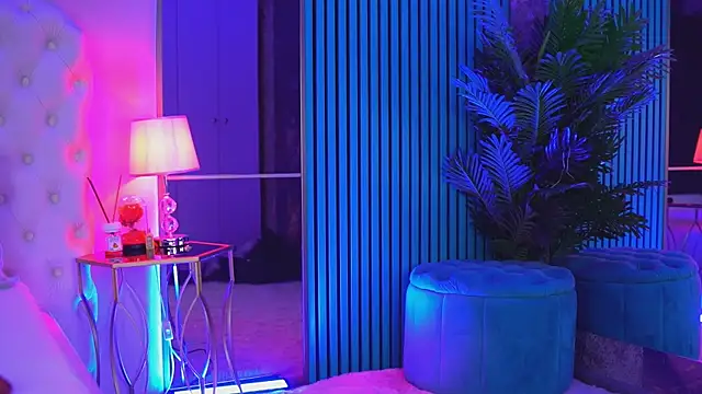 Snapshot of LexaRhodes chatting on 01-10-26, 04:24 LexaRhodes online show from 01-10-26, 04:24