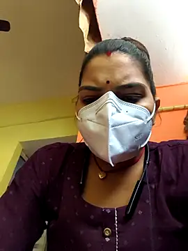 Snapshot of Big_krishna44A chatting on 12-18-25, 05:12 Big krishna44A online show from 12-18-25, 05:12