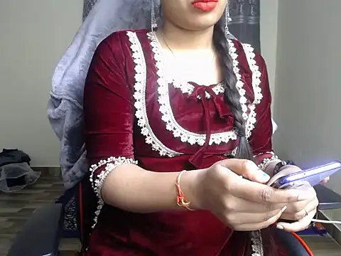 Snapshot of Slay_ishika chatting on 01-14-26, 01:04 Slay ishika online show from 01-14-26, 01:04