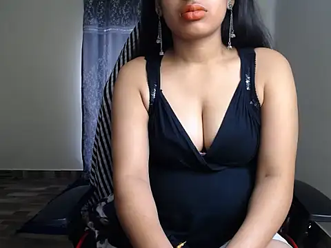 Snapshot of Slay_ishika chatting on 01-08-26, 11:27 Slay ishika online show from 01-08-26, 11:27