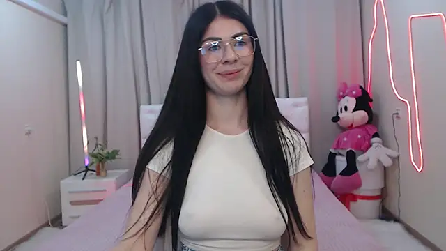 Snapshot of MilaSecret55 chatting on 05-16-26, 06:23 MilaSecret55 online show from 05-16-26, 06:23