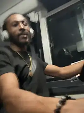 Snapshot of Pleasure_Overlord chatting on 03-04-26, 07:49 Pleasure Overlord online show from 03-04-26, 07:49