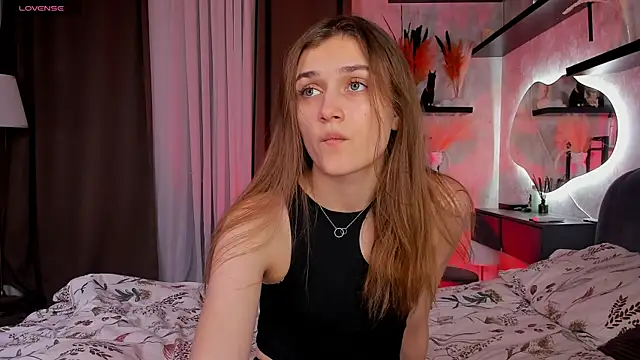 MarinaPoppenhagen online show from 01-14-26, 06:33