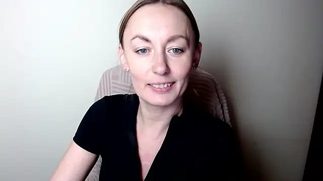 LiaSeass  online show from 01-16-26, 01:04