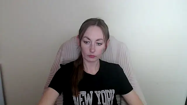 Snapshot of LiaSeass_ chatting on 05-03-26, 01:15 LiaSeass online show from 05-03-26, 01:15