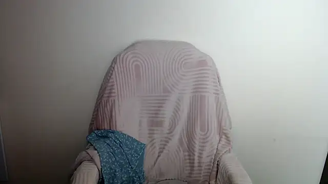 Snapshot of LiaSeass_ chatting on 05-02-26, 12:32 LiaSeass online show from 05-02-26, 12:32