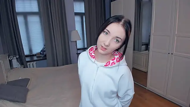 JanettVeld online show from 12-18-25, 09:14