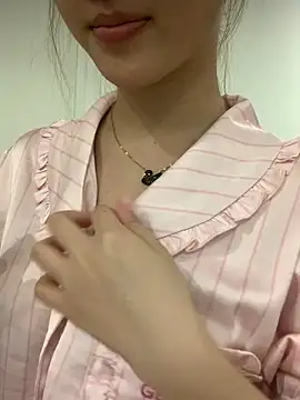 Snapshot of -Bibi-18 chatting on 07-14-26, 02:45 -Bibi-18 online show from 07-14-26, 02:45