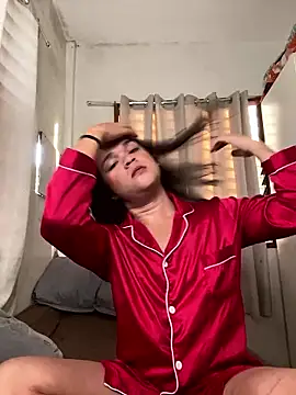 stripyapril online show from 01-12-26, 08:10