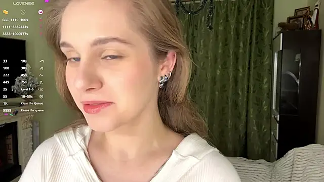 MiaBlanko online show from 12-20-25, 07:11