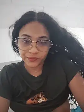 DAFNNEE HOT online show from 06-12-26, 03:32