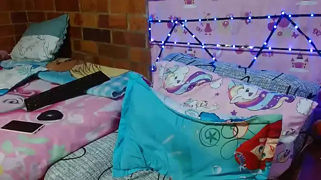 LunaVinxxen online show from 02-13-26, 04:34