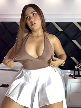 Snapshot of Lunara_Vall chatting on 03-03-26, 04:08 Lunara Vall online show from 03-03-26, 04:08