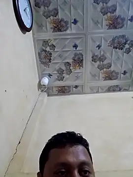 SHARIF12123 online show from 12-17-25, 12:43