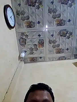 SHARIF12123 online show from 12-22-25, 09:42