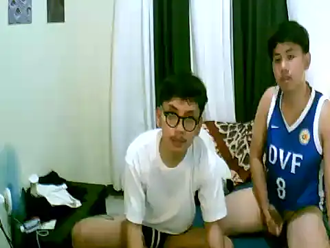 Snapshot of dylan_hardfucker chatting on 05-26-26, 02:37 dylan hardfucker online show from 05-26-26, 02:37