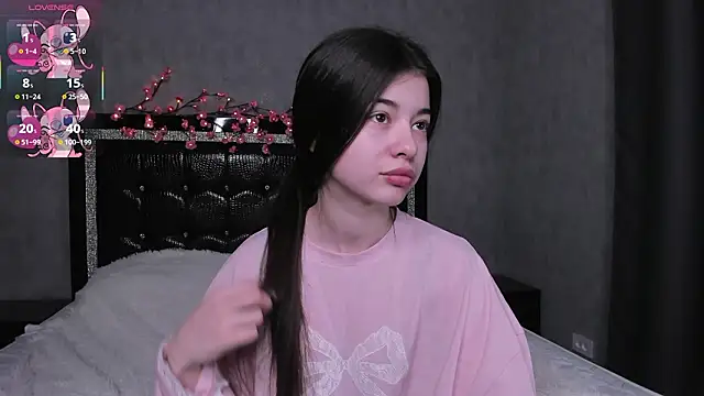 LisaColee online show from 03-11-26, 11:21