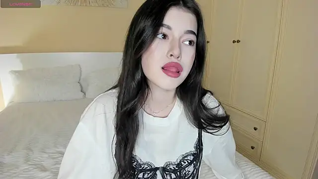 LisaColee online show from 03-27-26, 08:21