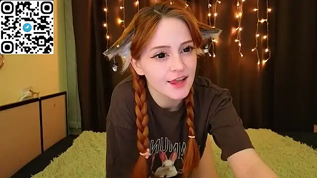 LittleFoxHole online show from 01-15-26, 02:20