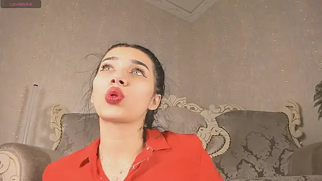 kittycatzz online show from 12-16-25, 10:25