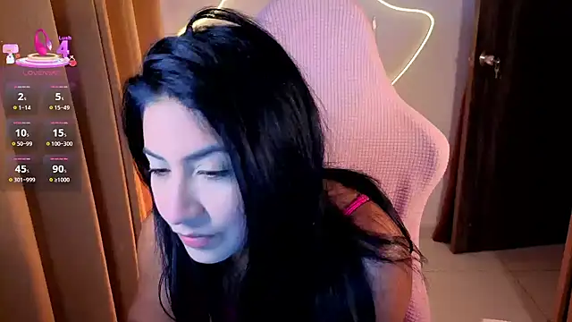 chloebum  online show from 12-23-25, 11:09