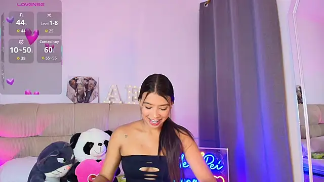 Snapshot of Ana_herrera chatting on 06-08-26, 11:33 Ana herrera online show from 06-08-26, 11:33