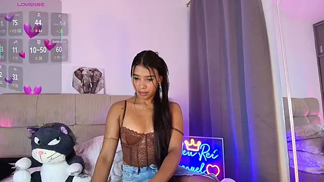 Snapshot of Ana_herrera chatting on 04-29-26, 11:36 Ana herrera online show from 04-29-26, 11:36