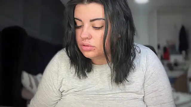 Curvybabesxxo online show from 02-23-26, 01:01