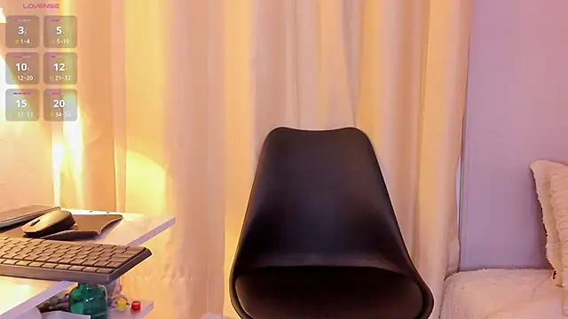 Sisi fun online show from 03-27-26, 07:04