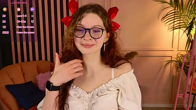 Snapshot of My_Mary_Jane chatting on 12-18-25, 12:42 My Mary Jane online show from 12-18-25, 12:42