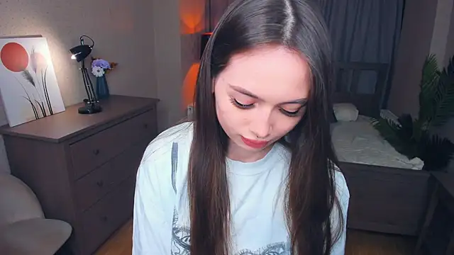 Snapshot of YvonneRobes chatting on 02-04-26, 07:09 YvonneRobes online show from 02-04-26, 07:09