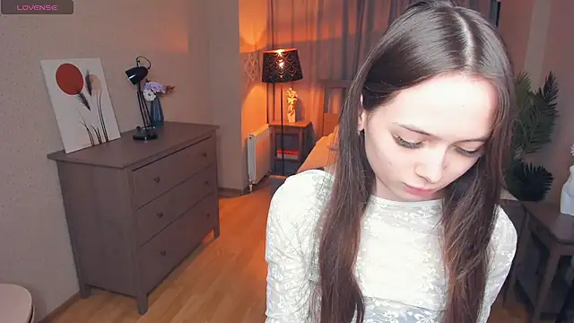 Snapshot of YvonneRobes chatting on 02-15-26, 07:13 YvonneRobes online show from 02-15-26, 07:13