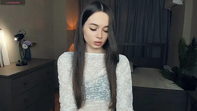 Snapshot of YvonneRobes chatting on 02-12-26, 07:46 YvonneRobes online show from 02-12-26, 07:46