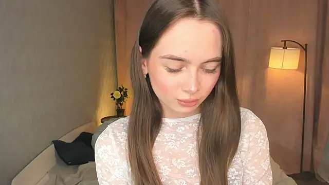 YvonneRobes online show from 04-03-26, 08:15