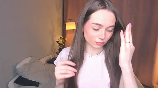 YvonneRobes online show from 03-15-26, 07:10