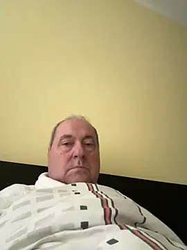csikar online show from 05-11-26, 04:47
