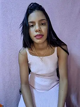 meenina veneno online show from 12-15-25, 04:02