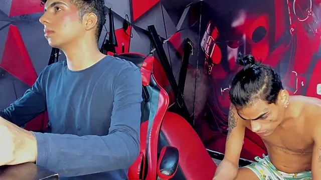 Hot Boys Without Limits online show from 12-22-25, 04:12