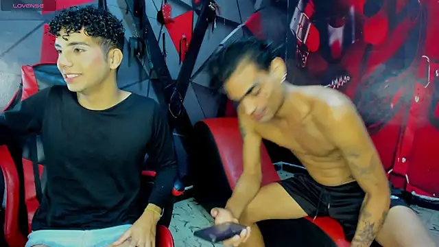 Hot Boys Without Limits online show from 12-18-25, 04:06