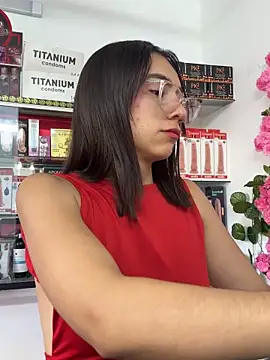 lunaluxury22 online show from 02-23-26, 03:45