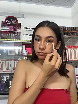 lunaluxury22 online show from 04-13-26, 11:03